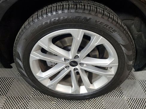 Used 2025 Audi Q7 3.0T Prestige AWD/4WD image 10