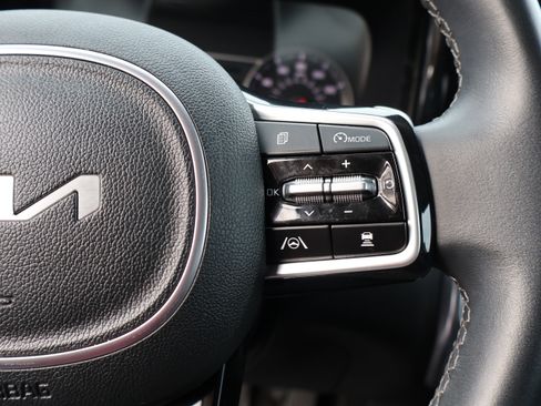 Used 2023 Kia Sorento EX image 38