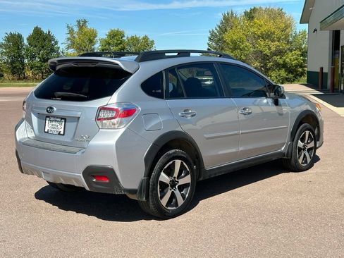 Used 2014 Subaru Crosstrek Touring w/ Popular Package #2 AWD/4WD image 6