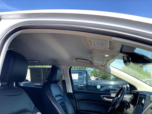 Used 2024 Ford Edge SEL AWD/4WD image 23