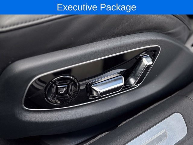 Used 2023 Audi A8 L 3.0T w/ Comfort Plus Package AWD/4WD image 14