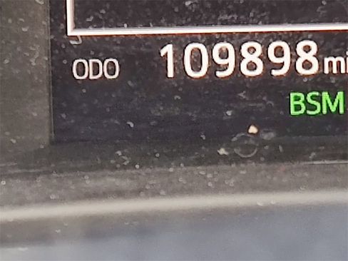 Used 2019 Toyota Highlander SE image 42