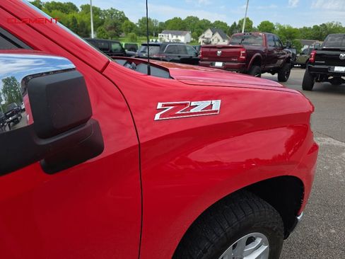 Used 2019 Chevrolet Silverado 1500 LT w/ All-Star Edition AWD/4WD image 6
