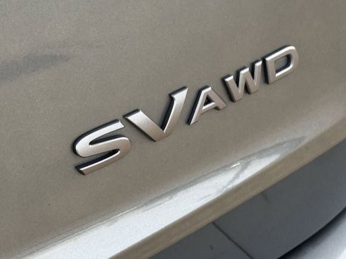 Used 2024 Nissan Rogue SV image 11