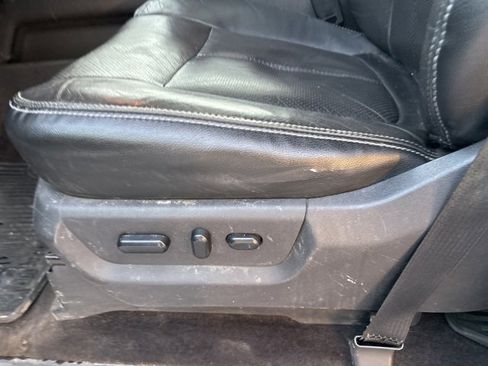 Used 2015 Ford F350 Lariat w/ Lariat Ultimate Package image 26