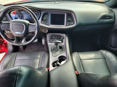 Used 2017 Dodge Challenger SXT Plus image 17