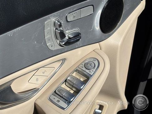 Used 2019 Mercedes-Benz GLC 300 image 20