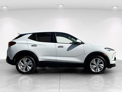 Used 2024 Buick Encore GX Preferred FWD image 7