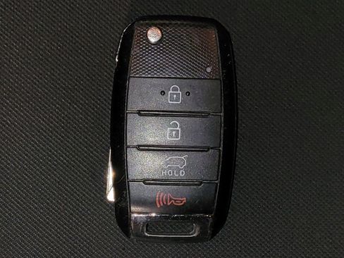Used 2019 Kia Soul FWD image 32