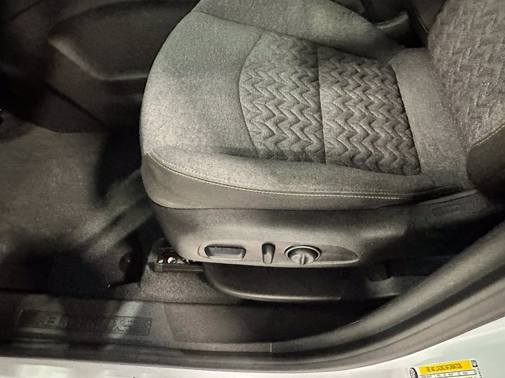 Used 2024 Chevrolet Equinox LT w/ LPO, Floor Liner Package AWD/4WD image 22