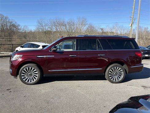Used 2019 Lincoln Navigator L Reserve w/ Cargo Package image 4