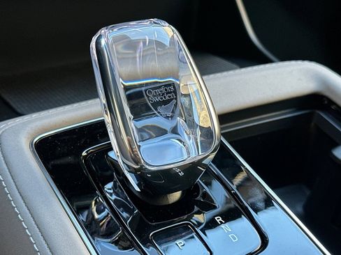 New 2026 Volvo XC90 B6 Plus w/ Protection Package Premier image 26