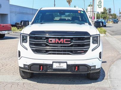 Used 2025 GMC Sierra 1500 AT4