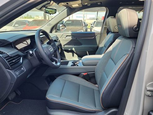 New 2026 GMC Acadia AT4 AWD/4WD image 16