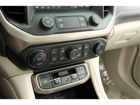 Used 2020 GMC Acadia Denali AWD/4WD image 5