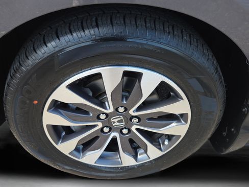 Certified 2023 Honda Odyssey EX-L image 10