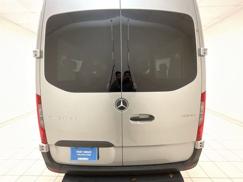 Used 2024 Mercedes-Benz Sprinter 2500 image 26