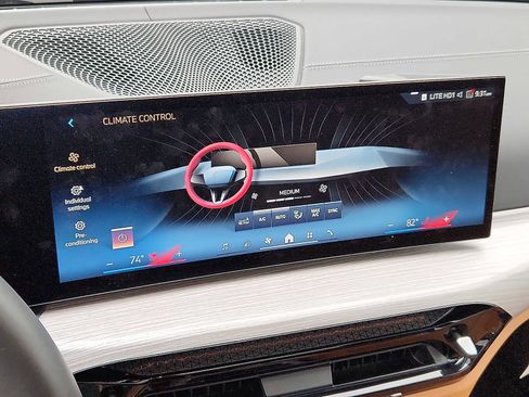 Used 2025 BMW 430i xDrive Coupe w/ M Sport Package image 15