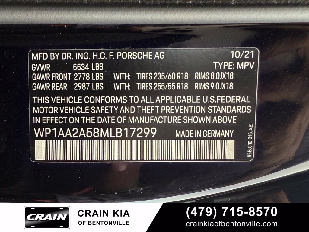 Used 2021 Porsche Macan AWD/4WD image 34