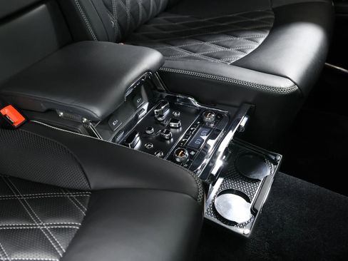 Used 2018 Bentley Mulsanne RWD image 95