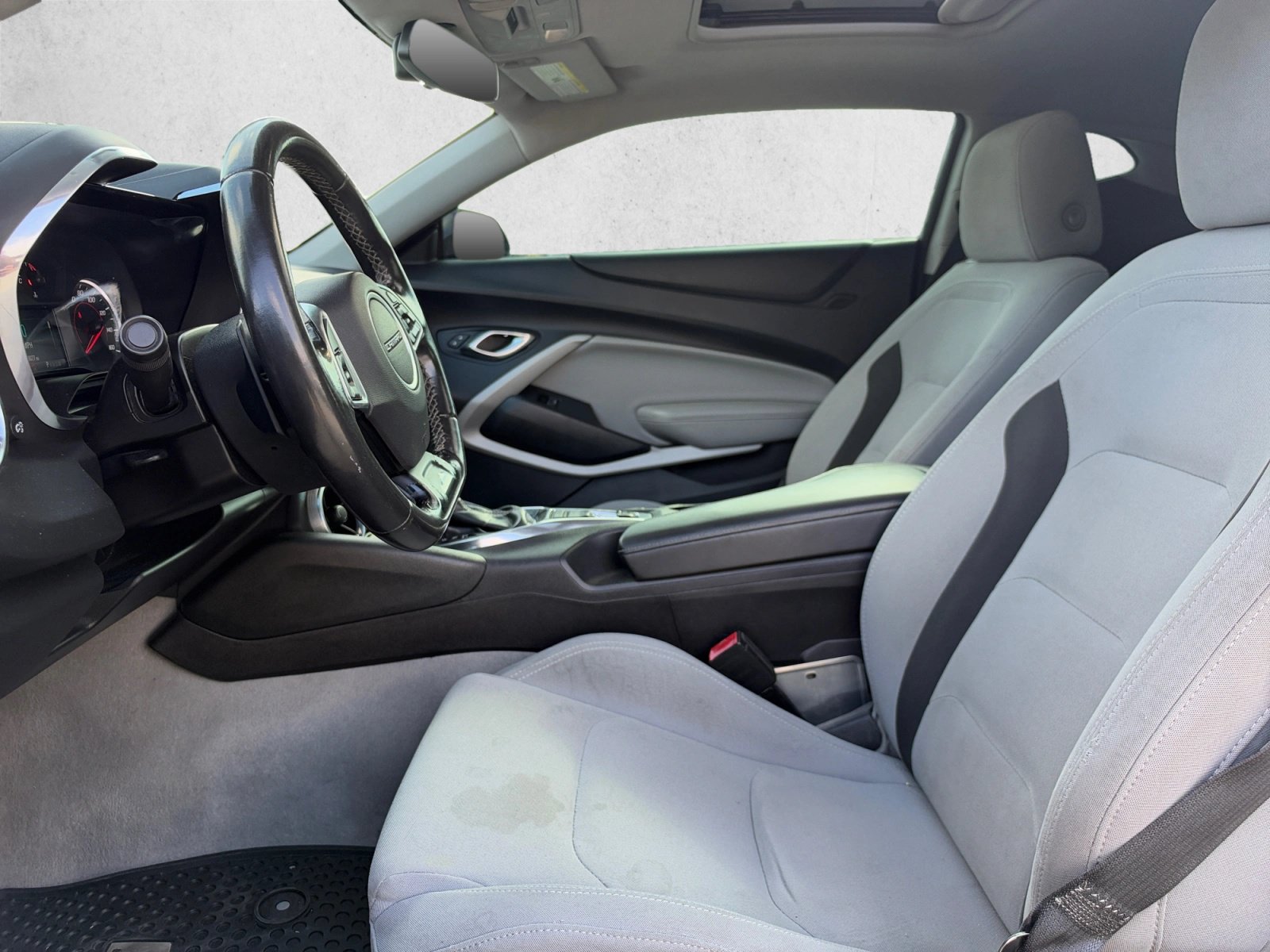 Used 2018 Chevrolet Camaro LT w/ RS Package RWD image 11