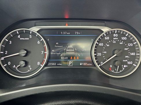 Used 2024 Nissan Sentra SR w/ SR Premium Package FWD image 30
