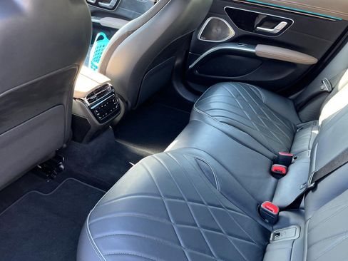 Used 2023 Mercedes-Benz EQS 580 4MATIC Sedan image 7