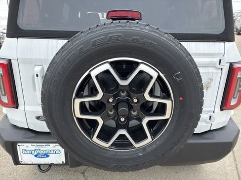 New 2025 Ford Bronco Outer Banks image 8