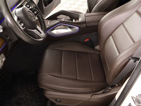 Used 2020 Mercedes-Benz GLS 450 4MATIC image 11