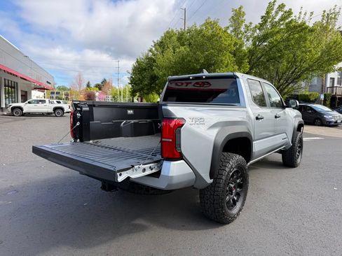 New 2026 Toyota Tacoma TRD Off-Road AWD/4WD image 9