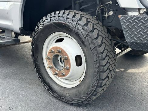Used 2022 Ford F350 XL w/ Power Equipment Group AWD/4WD image 19