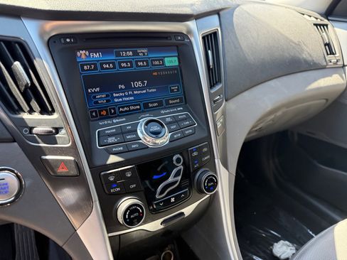 Used 2013 Hyundai Sonata Limited image 12