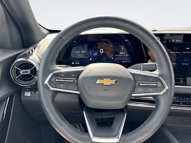 Used 2026 Chevrolet Equinox LT w/ Convenience Package II FWD image 14
