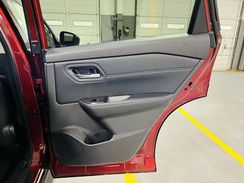 New 2026 Nissan Rogue SV image 30