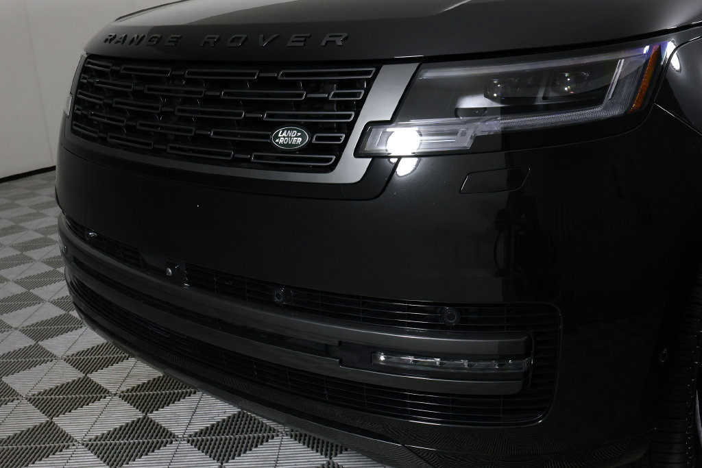 Used 2025 Land Rover Range Rover SE AWD/4WD image 41