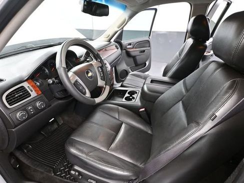 Used 2012 Chevrolet Avalanche LT w/ All-Star Edition AWD/4WD image 23