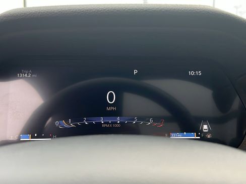 Used 2024 Jeep Grand Cherokee L Limited w/ Luxury Tech Group II image 18