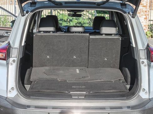 Used 2023 Nissan Rogue Platinum w/ Platinum Premium Package image 32