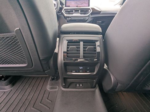 Used 2024 BMW X3 sDrive30i w/ Premium Package w/ZPA RWD image 15
