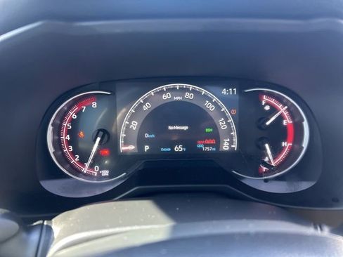 Used 2025 Toyota RAV4 XLE w/ Convenience Package image 13