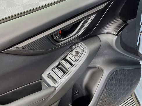 Used 2020 Subaru Crosstrek 2.0i image 16