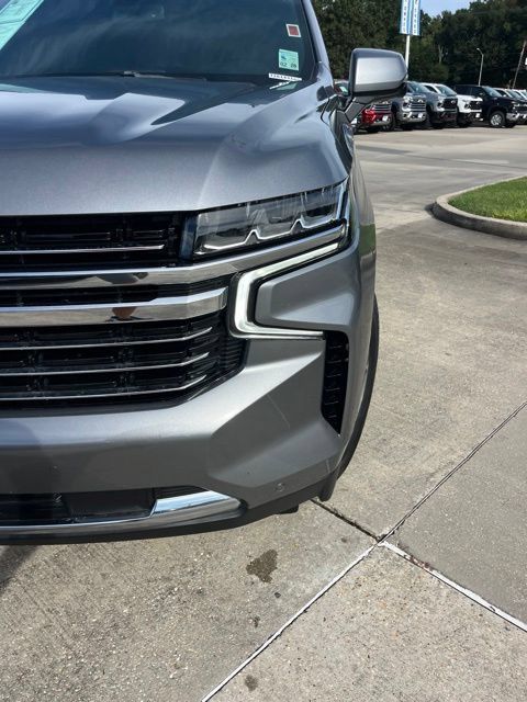 Used 2022 Chevrolet Tahoe LT w/ Luxury Package RWD image 12