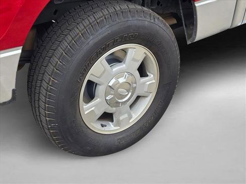 Used 2010 Ford F150 XLT image 17