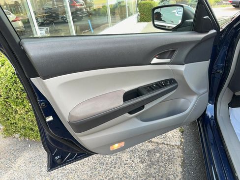Used 2009 Honda Accord LX-P image 13