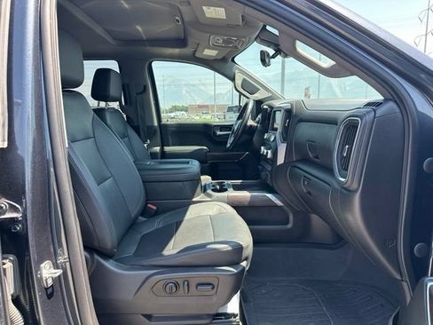 Used 2022 GMC Sierra 1500 SLT w/ SLT Premium Plus Package AWD/4WD image 32