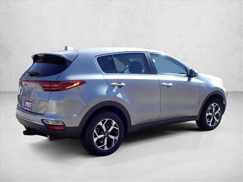Used 2022 Kia Sportage LX AWD/4WD image 4