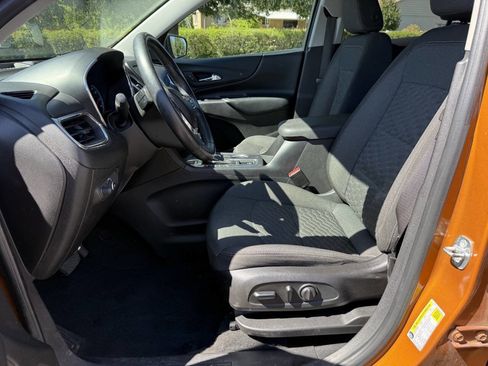 Used 2018 Chevrolet Equinox LT AWD/4WD image 9