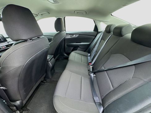 Used 2021 Kia Forte LXS image 15