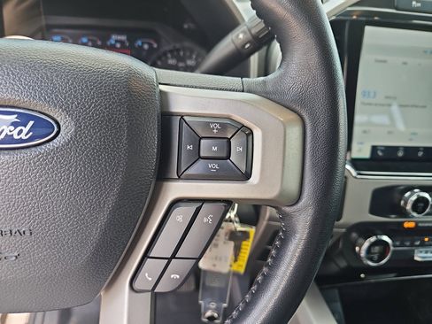 Used 2022 Ford F250 Lariat w/ Tremor Off-Road Package image 17