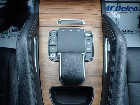Used 2025 Mercedes-Benz GLE 350 4MATIC w/ AMG Line Exterior image 22